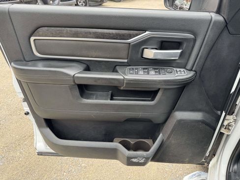 Used 2024 RAM 2500 Big Horn AWD/4WD image 14