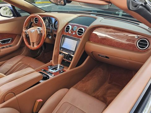 Used 2014 Bentley Continental GT image 10