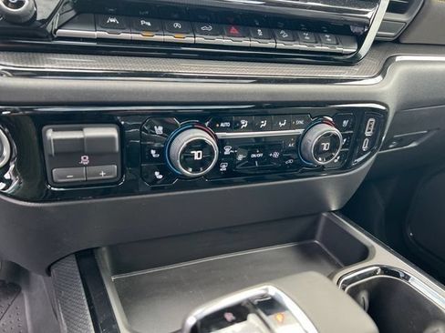Certified 2026 Chevrolet Silverado 1500 ZR2 AWD/4WD image 31