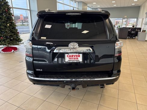 Used 2020 Toyota 4Runner Limited image 8