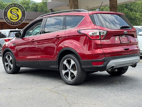 Used 2018 Ford Escape SEL FWD image 4