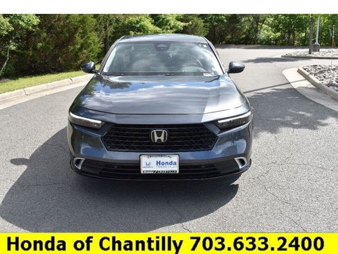 Used 2024 Honda Accord Touring image 2