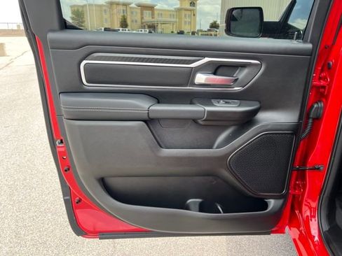 Used 2025 RAM 1500 Big Horn AWD/4WD image 13