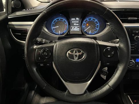Used 2015 Toyota Corolla S image 24