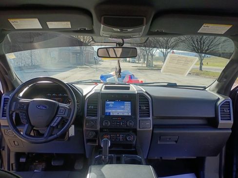 Used 2017 Ford F150 XLT w/ Equipment Group 302A Luxury image 23