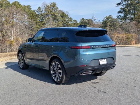 New 2026 Land Rover Range Rover Sport SE image 7