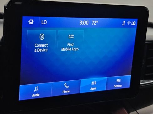 Used 2023 Ford Explorer XLT w/ Equipment Group 202A AWD/4WD image 37
