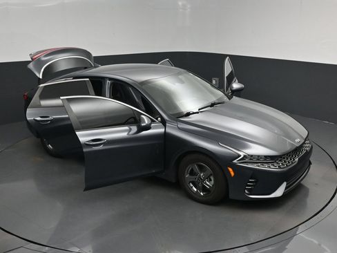 Used 2021 Kia K5 LXS FWD image 19