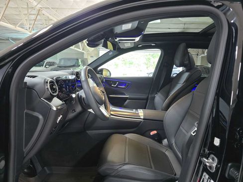 Used 2026 Mercedes-Benz GLC 300 4MATIC image 20