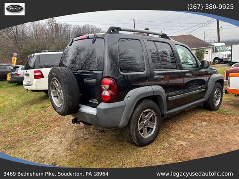 Used 2005 Jeep Liberty Renegade image 18