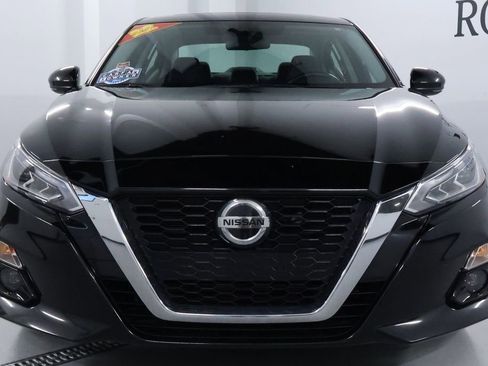 Used 2022 Nissan Altima 2.5 SL image 2