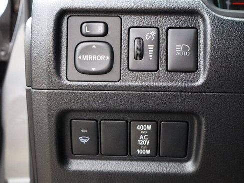 Used 2021 Toyota 4Runner SR5 Premium w/ Moonroof Package AWD/4WD image 18