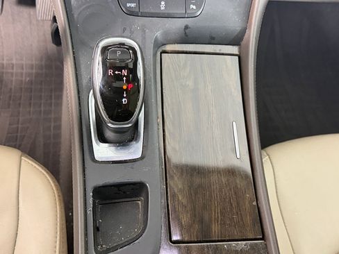 Used 2018 Buick LaCrosse Essence w/ Dynamic Drive Package FWD image 16