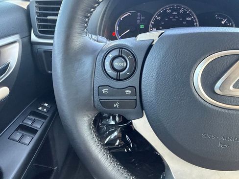 Used 2015 Lexus CT 200h w/ Navigation Package FWD image 15