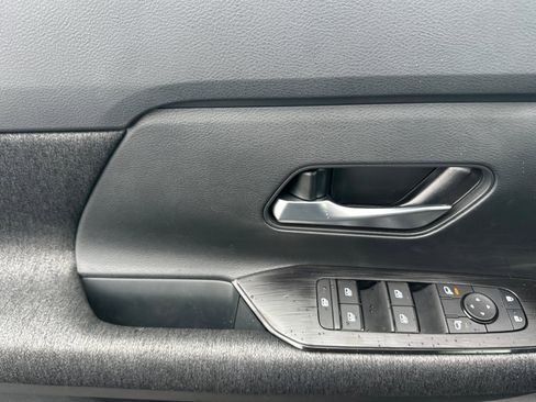 New 2026 Nissan Kicks SV image 11