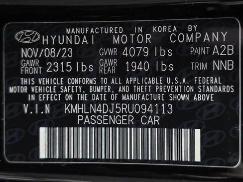 Used 2024 Hyundai Elantra Limited FWD image 43