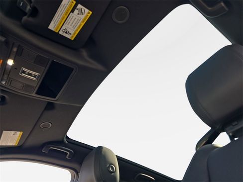 New 2026 Land Rover Discovery Sport Landmark image 30