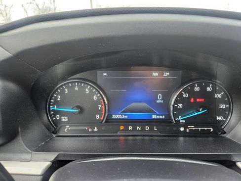 Used 2022 Ford Explorer XLT w/ Equipment Group 202A image 11