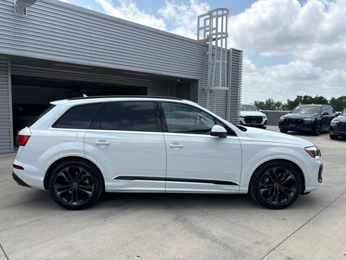 Used 2026 Audi Q7 3.0T Premium Plus w/ Premium Plus Package AWD/4WD image 4