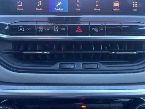 Used 2024 Jeep Compass Limited w/ Elite Group image 28