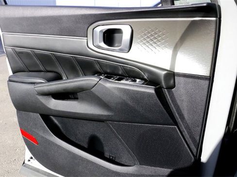 Used 2022 Kia Sorento SX image 21