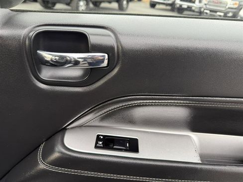 Used 2015 Jeep Compass High Altitude image 13