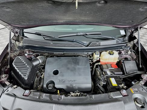 Used 2018 Chevrolet Traverse LT image 33