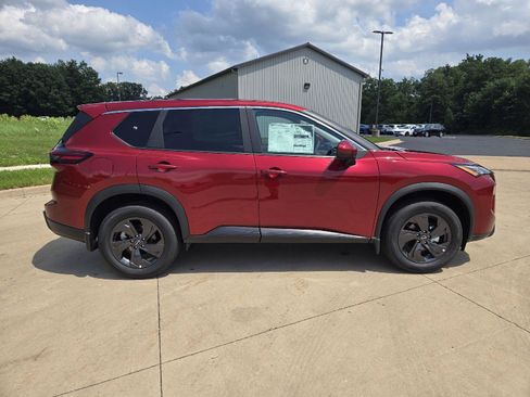 New 2026 Nissan Rogue SV w/ Cold Weather Package AWD/4WD image 2