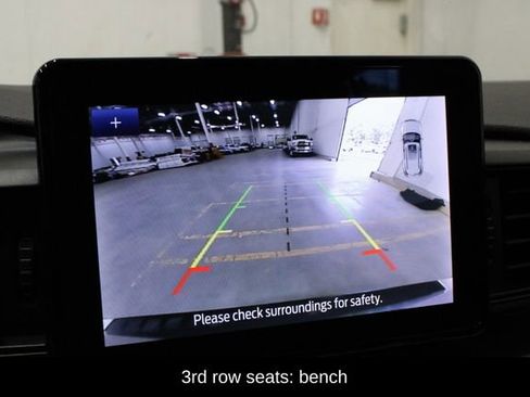 Used 2022 Ford Explorer XLT RWD image 8