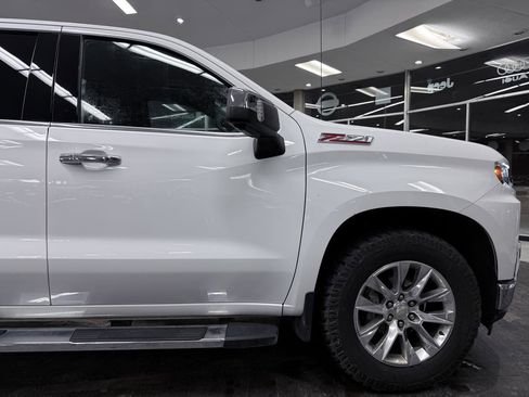 Used 2021 Chevrolet Silverado 1500 LTZ w/ Z71 Off-Road Package image 6