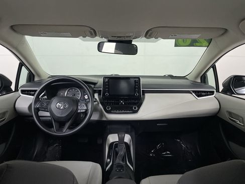 Used 2020 Toyota Corolla LE image 26