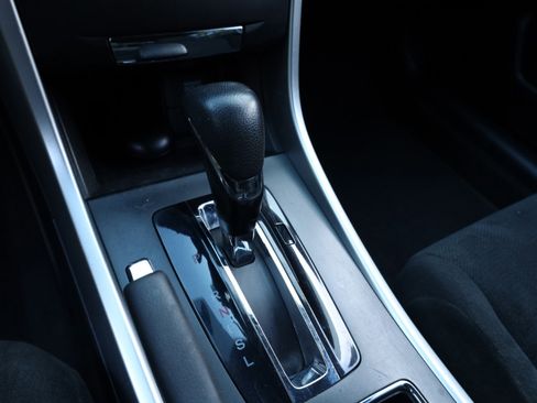 Used 2013 Honda Accord LX image 6