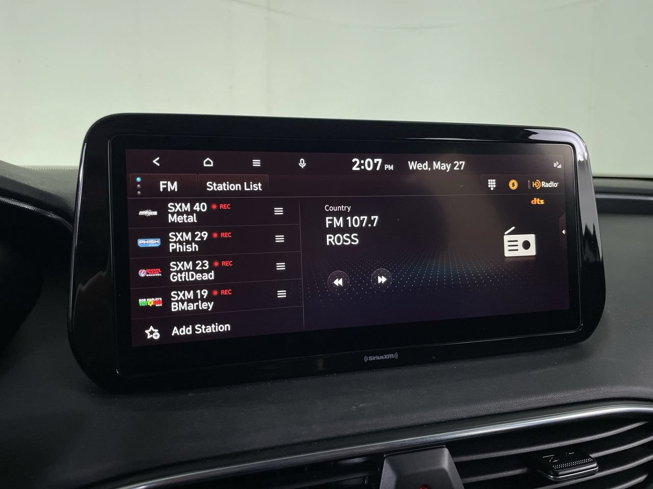 Used 2023 Hyundai Santa Fe SEL AWD/4WD image 16