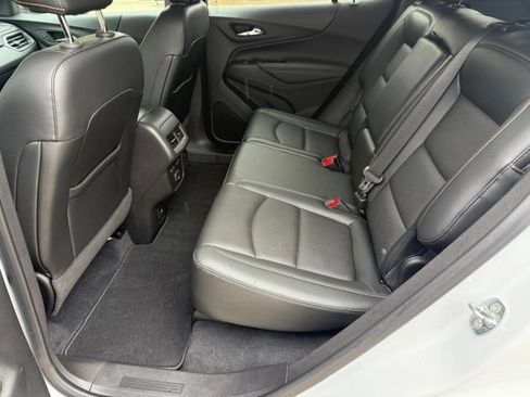 Used 2020 Chevrolet Equinox Premier AWD/4WD image 19