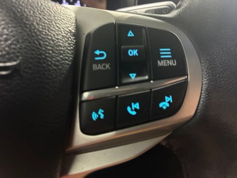 Used 2023 Ford Explorer XLT w/ Equipment Group 202A RWD image 22
