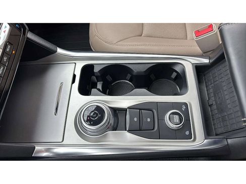 Used 2022 Ford Explorer Limited image 23