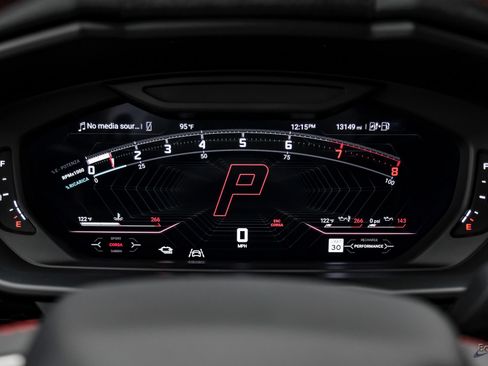 Used 2025 Lamborghini Urus SE AWD/4WD image 84