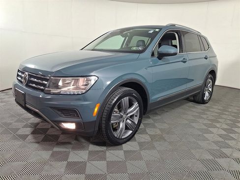 Used 2020 Volkswagen Tiguan SEL w/ 3rd Row Seat Package image 6