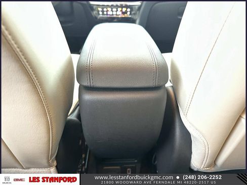 Certified 2024 Buick Encore GX Avenir w/ Avenir Convenience Package image 15