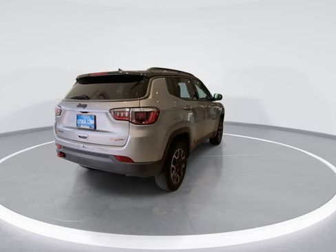 Used 2019 Jeep Compass Trailhawk AWD/4WD image 8