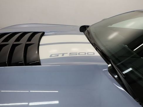 Used 2022 Ford Mustang Shelby GT500 w/ Carbon Fiber Track Pack RWD image 60