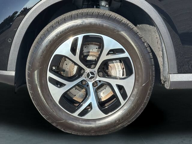 Certified 2025 Mercedes-Benz GLC 350e 4MATIC image 33