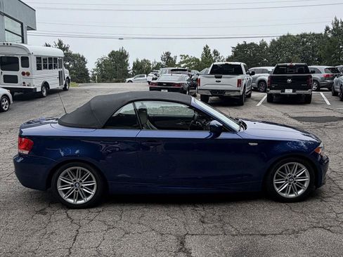 Used 2012 BMW 128i Convertible RWD image 4