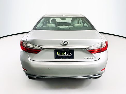Used 2018 Lexus ES 350 w/ Premier Package FWD image 7