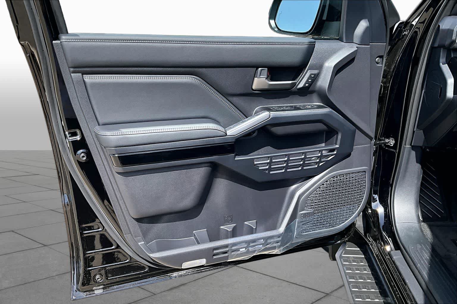 New 2026 Toyota 4Runner Limited AWD/4WD image 10