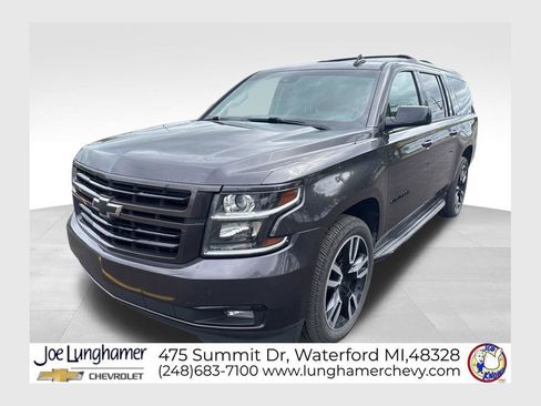Used 2018 Chevrolet Suburban LT AWD/4WD image 1