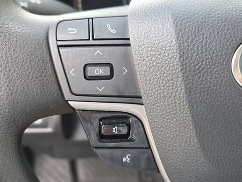 Used 2025 Toyota Camry LE FWD image 24