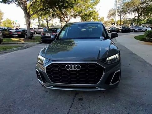 Certified 2023 Audi Q5 2.0T Premium w/ Convenience Package image 4