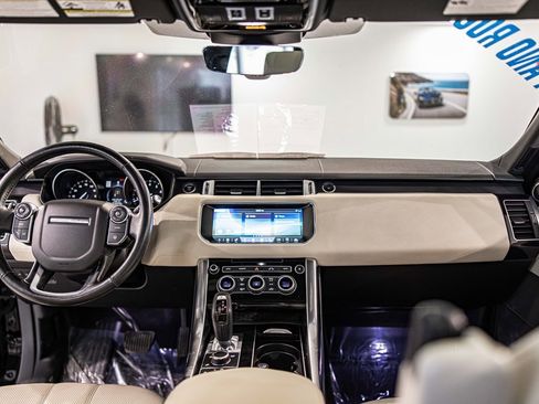 Used 2017 Land Rover Range Rover Sport HSE image 38