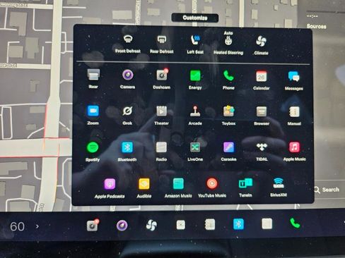 Used 2022 Tesla Model S Plaid image 32